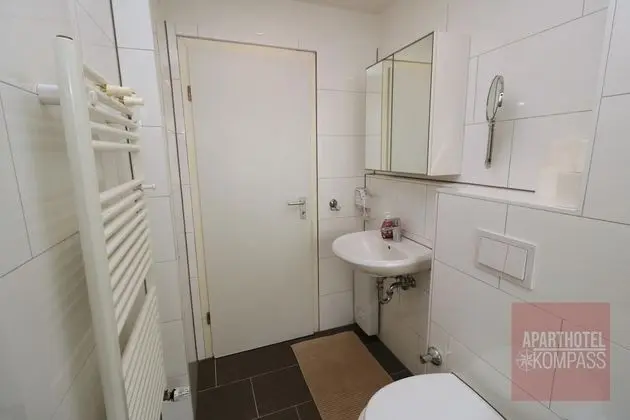 Aparthotel Kompass - Apartment (A102-103)
