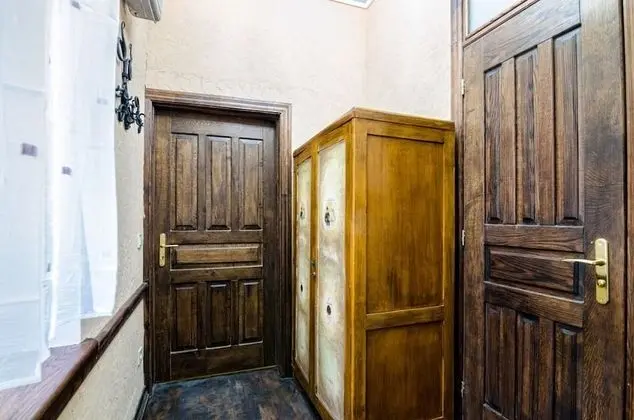 Apart Daire, Sigara İçilmez (Lesi Ukrainki 19V)