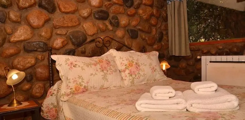 Kır Evi, Göl Manzaralı