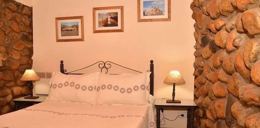 Kır Evi, Göl Manzaralı