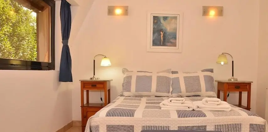 Kır Evi, Göl Manzaralı