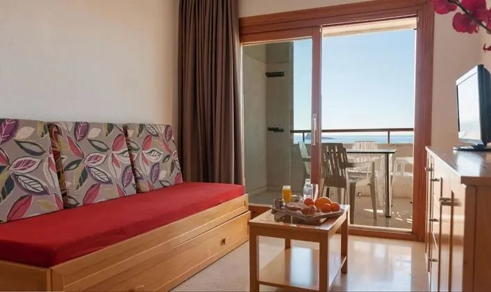 Comfort Apart Daire, 1 Yatak Odası, Teras, Havuz Manzaralı (1 Adult)