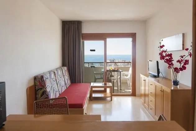 Comfort Apart Daire, 1 Yatak Odası, Teras, Havuz Manzaralı (4 adults)