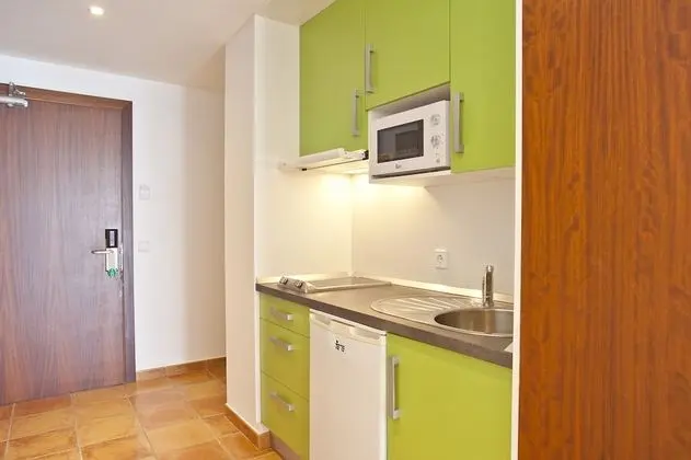 Stüdyo, Balkon