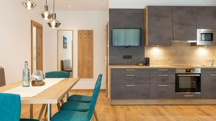 Apart Daire, Zemin Kat (Austria Suite)