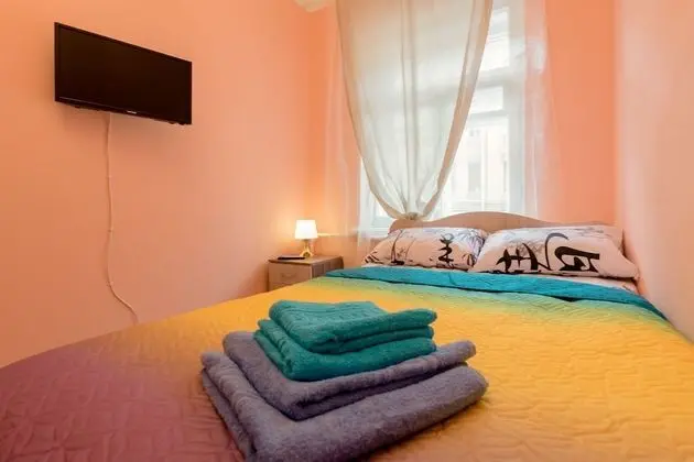 Tek Büyük Yataklı Oda, Ortak Banyo (3)