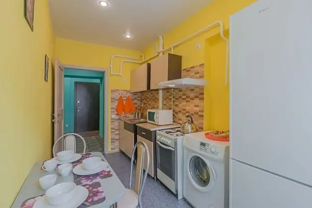 Tek Büyük Yataklı Oda, Ortak Banyo (3)