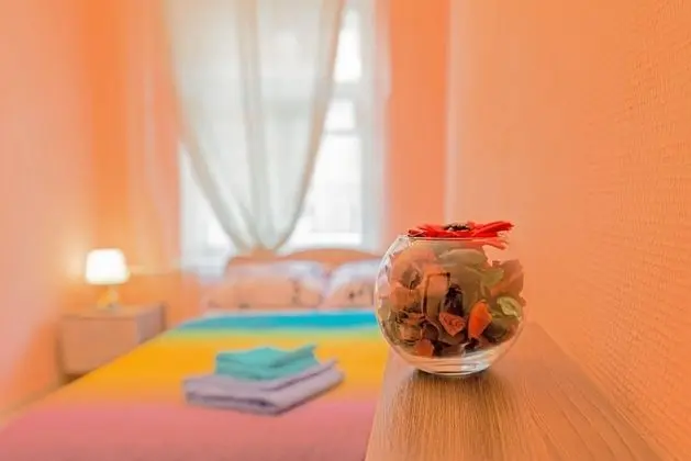 Tek Büyük Yataklı Oda, Ortak Banyo (3)