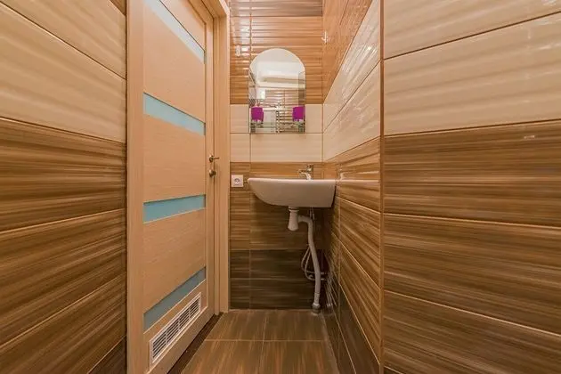 Tek Büyük Yataklı Oda, Ortak Banyo (3)