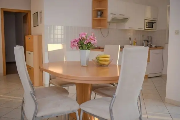 Apart Daire, 2 Yatak Odası, Balkon, Deniz Manzaralı