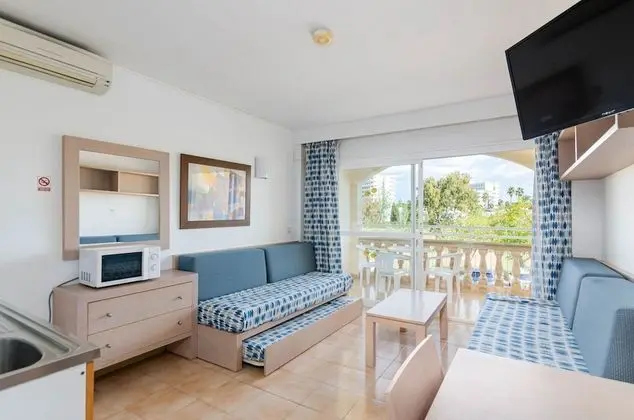 Stüdyo, Balkon