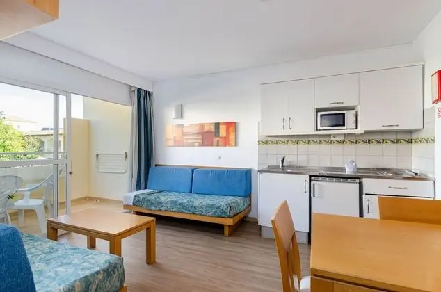 Stüdyo, Balkon
