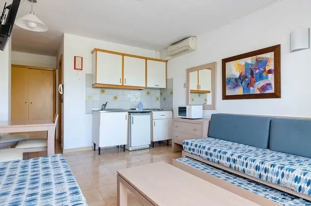 Stüdyo, Balkon