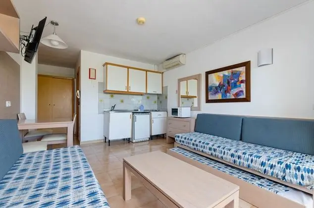 Stüdyo, Balkon