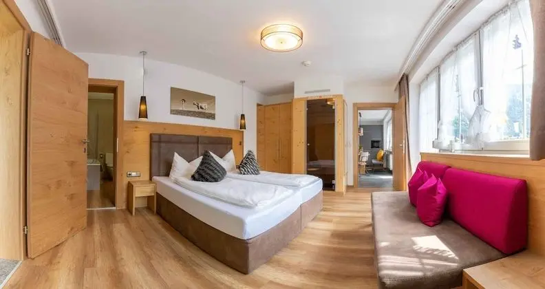 Apart Daire, Dağ Manzaralı (Corn)