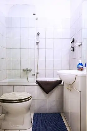 Grand Tek Büyük Yataklı Oda