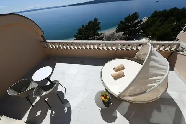 Apart Daire, Teras, Deniz Manzaralı (A2)