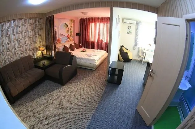 Luxury Apart Daire, 1 En Büyük (King) Boy Yatak (Marksistskaya Street, bldg 1, apt 270)