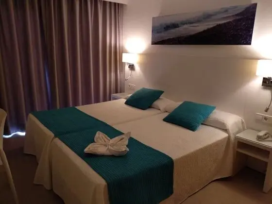 Standard Apart Daire, Balkon (2-4 Adultos)