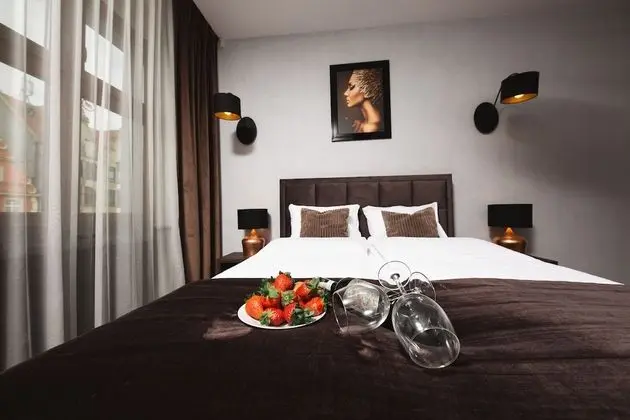 Exclusive Stüdyo, Şehir Manzaralı
