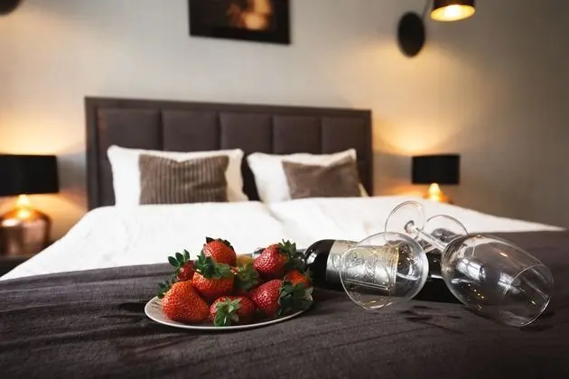 Exclusive Stüdyo, Şehir Manzaralı