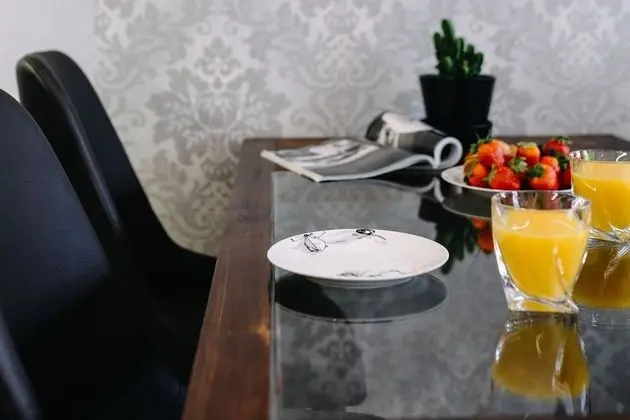 Exclusive Stüdyo, Şehir Manzaralı