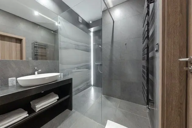 Exclusive Stüdyo, Şehir Manzaralı
