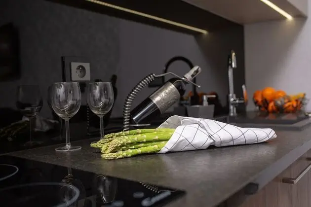 Exclusive Stüdyo, Şehir Manzaralı