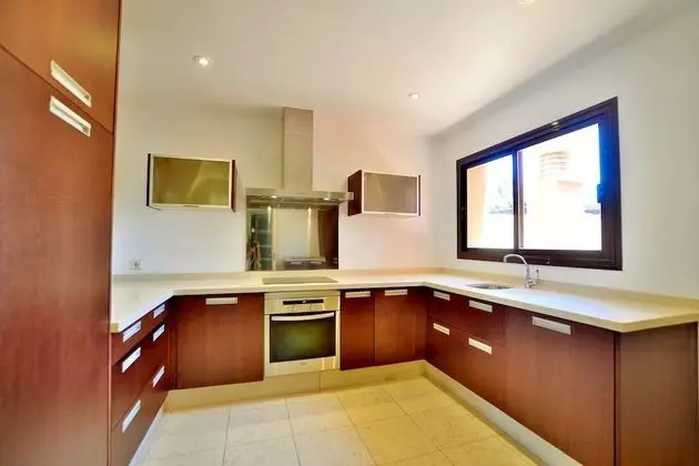 Luxury Apart Daire, 3 Yatak Odası, Kişiye Özel Havuzlu (3 Adults)