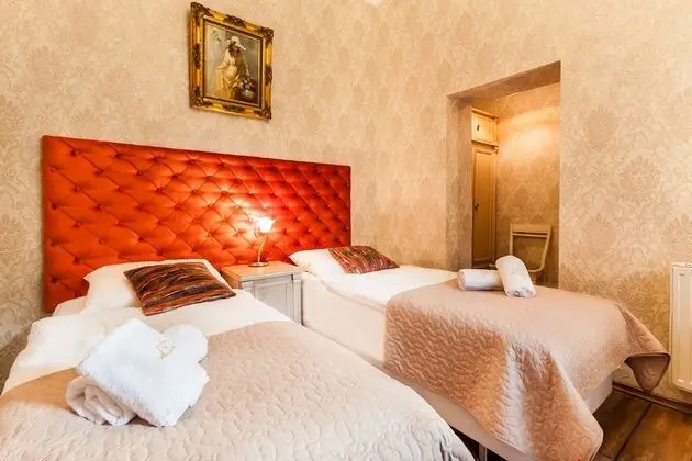 Economy Tek Büyük veya İki Ayrı Yataklı Oda