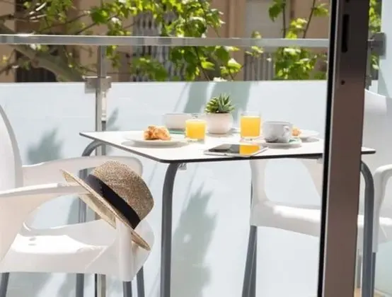 Tek Büyük Yataklı Oda, Balkon (4 adults)