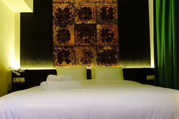 Comfort Tek Büyük Yataklı Oda