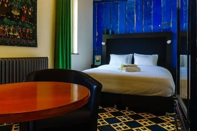 Comfort Tek Büyük Yataklı Oda