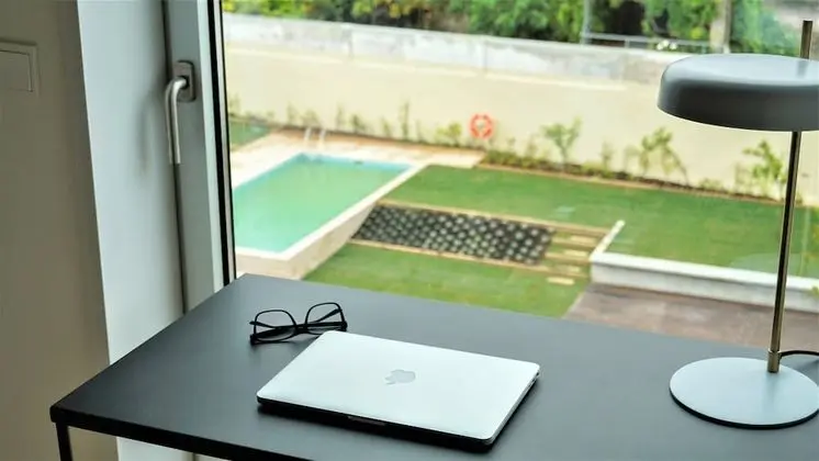 Apart Daire, 1 Yatak Odası, Balkon, Havuz Manzaralı