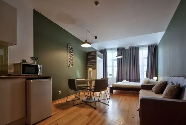 Prestige Studio Apartment with Balcony