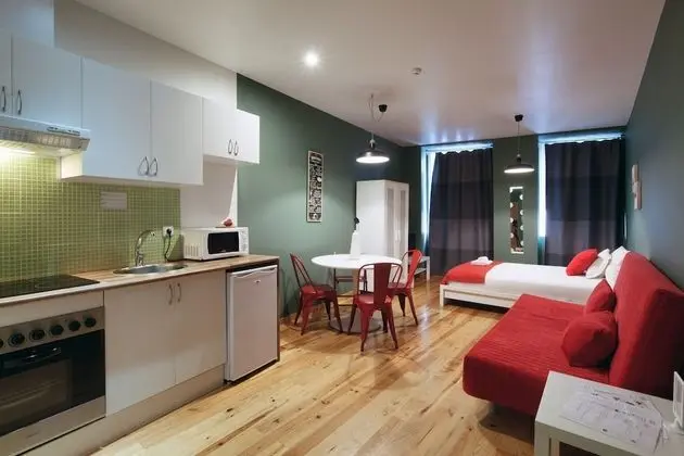 Prestige Studio Apartment with Balcony