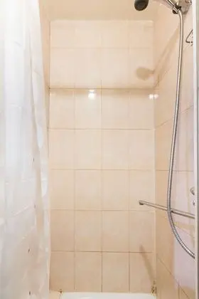 Economy Tek Büyük Yataklı Oda