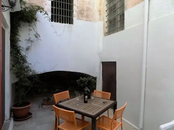 Deluxe Apart Daire, 1 Yatak Odası, Bahçe Manzaralı, Bahçeli (Apt 1)