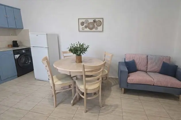 Odada yemek servisi
