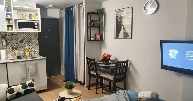 Apart Daire, Banyolu/Duşlu (Courbevoie)