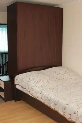 Family Tek Büyük veya İki Ayrı Yataklı Oda