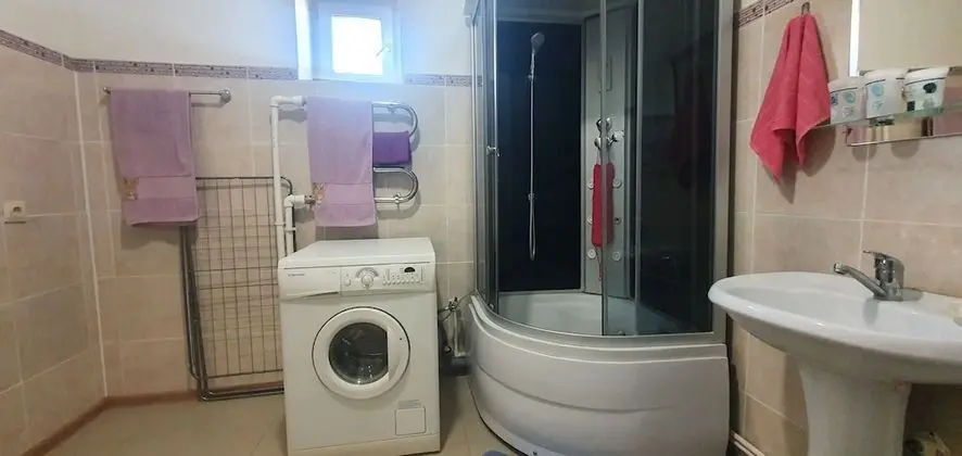 Family Tek Büyük veya İki Ayrı Yataklı Oda