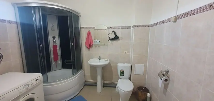 Family Tek Büyük veya İki Ayrı Yataklı Oda