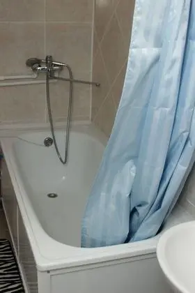 Family Tek Büyük veya İki Ayrı Yataklı Oda
