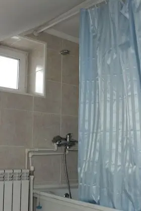 Family Tek Büyük veya İki Ayrı Yataklı Oda