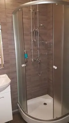 Apart Daire, 1 Çift Kişilik Yatak