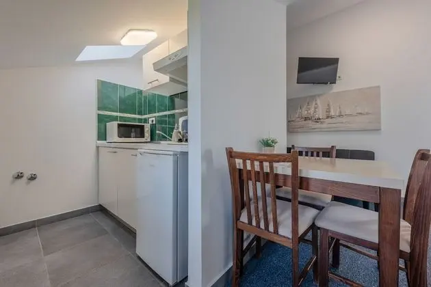 APT Comfort studio with sea view for 3