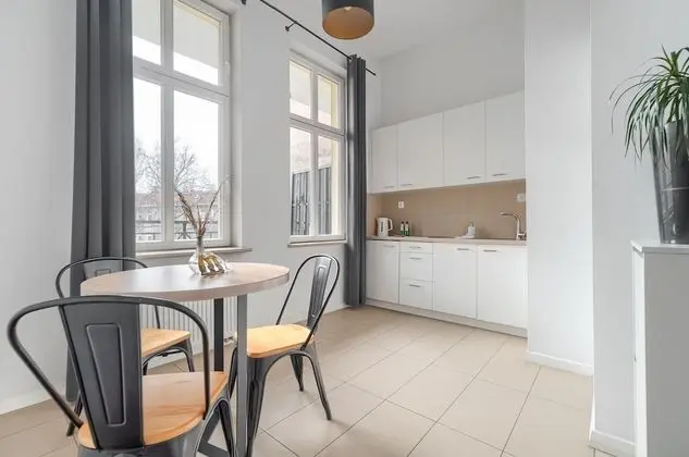 Stüdyo Süit, Balkon