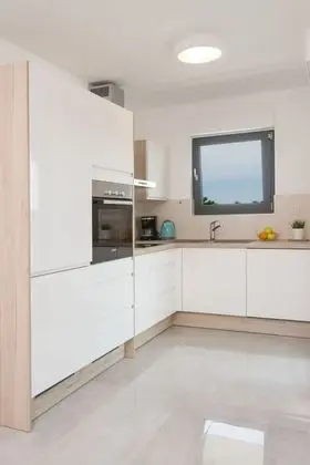 Superior Apart Daire, 2 Yatak Odası, Balkon, Deniz Manzaralı