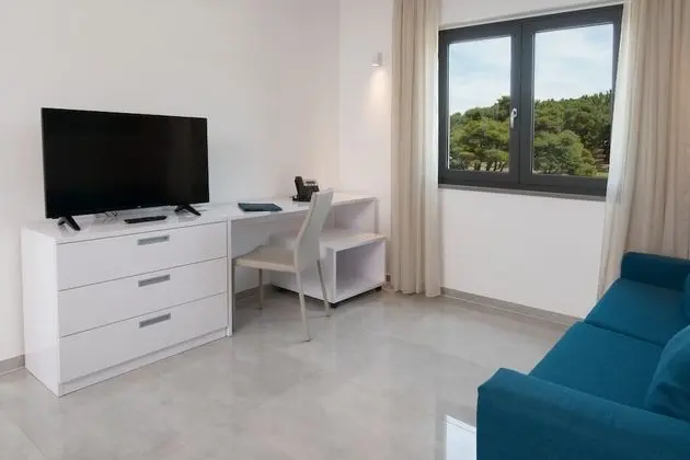 Superior Apart Daire, 2 Yatak Odası, Balkon, Deniz Manzaralı